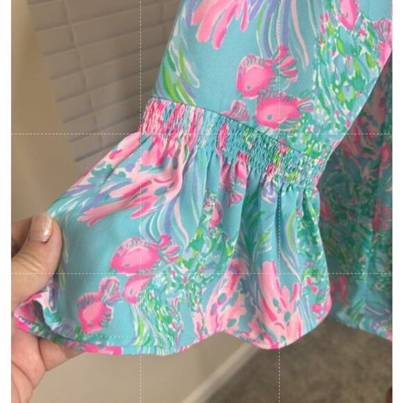 Lilly Pulitzer Blouse Size Small Gold Buttons Fish Pink V Neck Sport - Picture 2 of 4